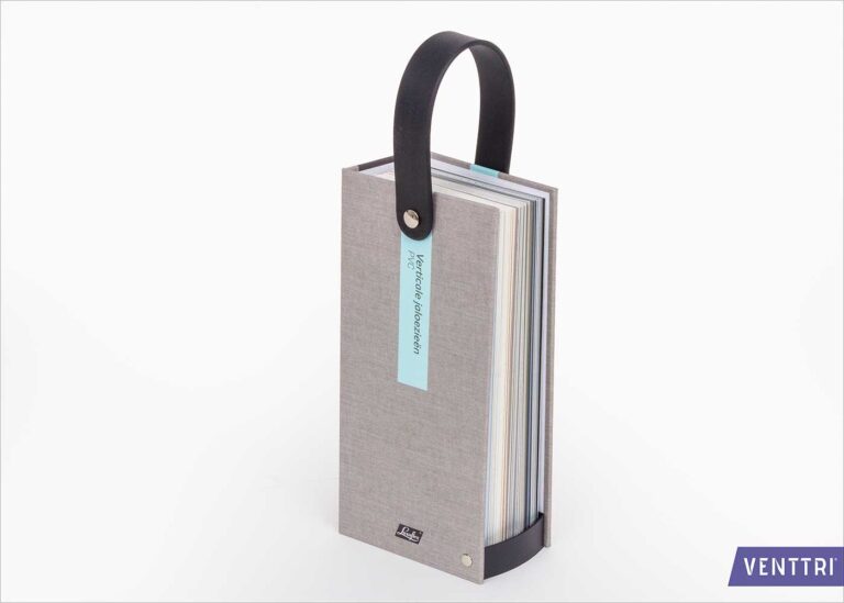 Maßgefertigter Farbenfächer mit Trageschlaufe